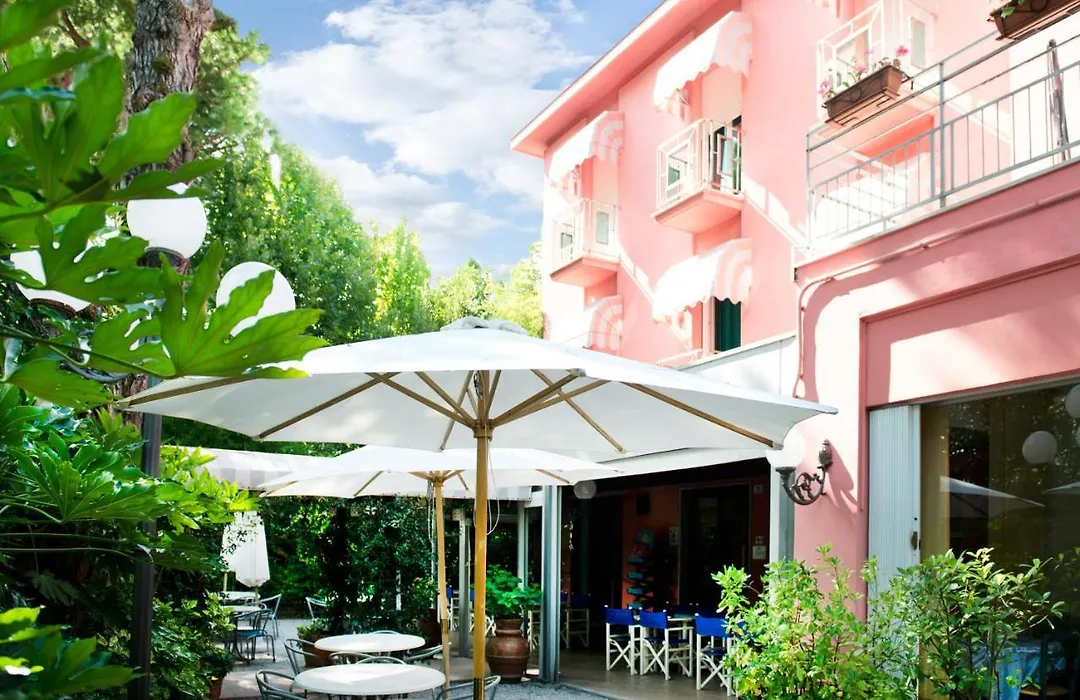 Hotel Villa Rosa-1